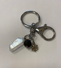 Load image into Gallery viewer, Aromatherapy Keychains
